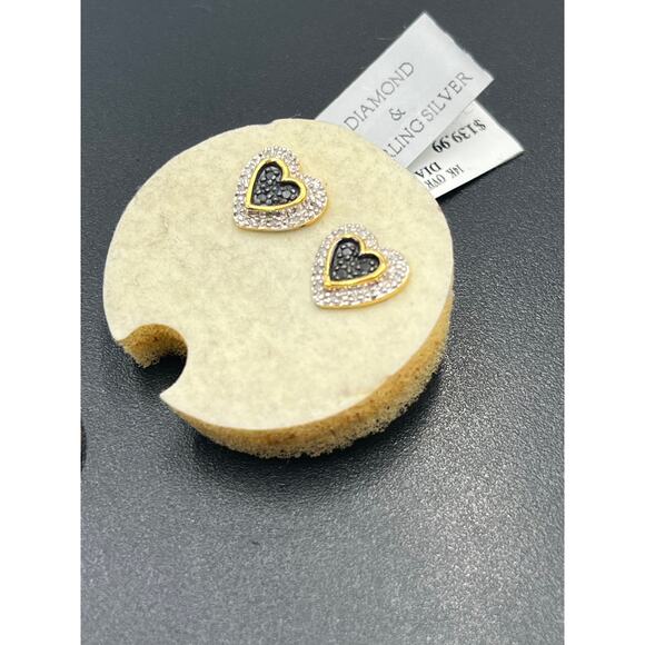 Sun 14K Gold‎ Over 925 1/10 ctw Black Clear Diamond Heart Stud Earrings New - Picture 5 of 8